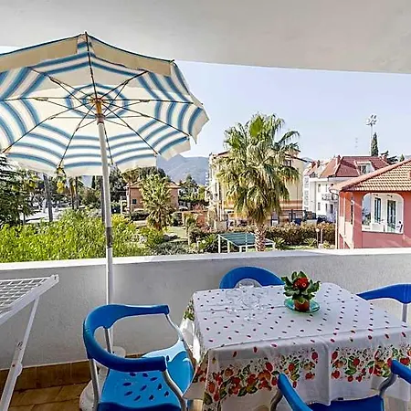 Pool & Garden מלון דירות לואנו
