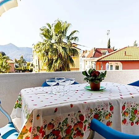 Pool & Garden 3*